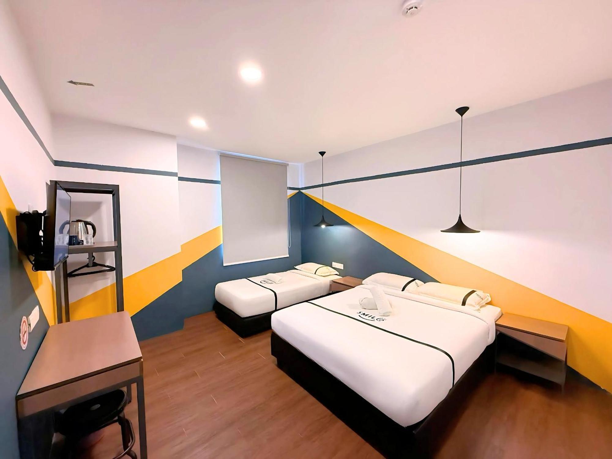 Smile Hotel Putrajaya Bagian luar foto